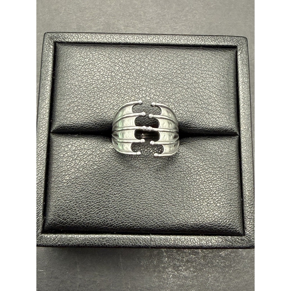 New Condition Sterling Silver Dragon Wings Ring Size 7 J16